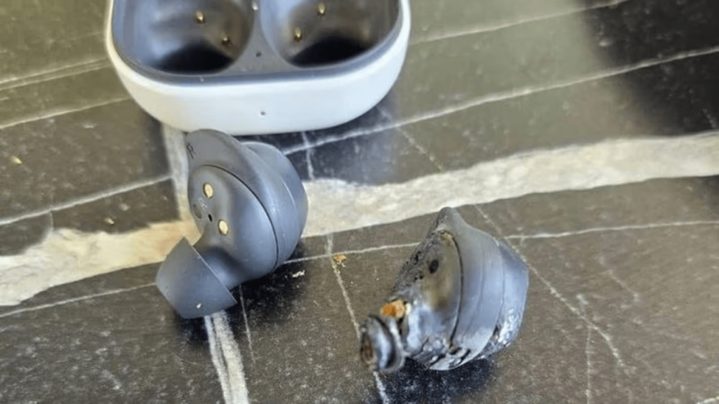 Samsung Earbuds Blast